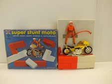 VINTAGE 1976 HARBERT KENNER