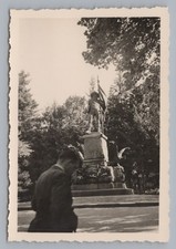 Innsbruck 1939 - Giovane davanti al monumento ad Andreas Hofer - Vecchia foto anni '30