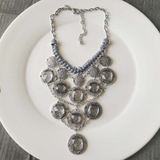 Collana dichiarazione collare