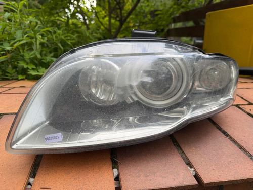 Faro proiettore anteriore audi