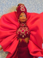 Barbie Ruby Radiance, Bob