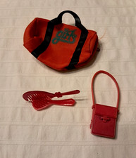 Lotto rosso Accessori  borse barbie e altre Fashion Dolls