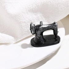 Macchina da cucire per mobili