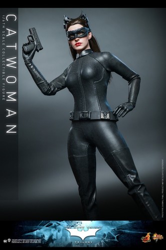 Hot toys batman il - 12",