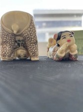 Antica statua statuina scena