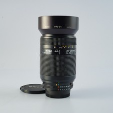 ECCELLENTE obiettivo zoom