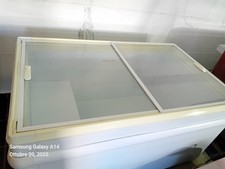 banco surgelati congelatore