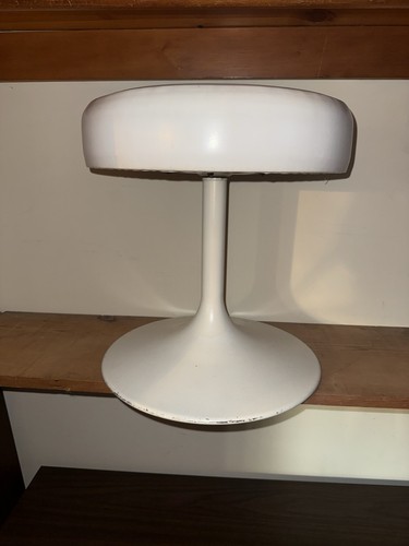 Sgabello eero saarinen - eero, anni