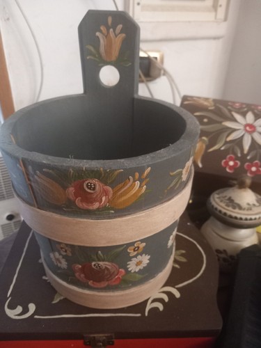 Contenitore tirolese come - contenitore,