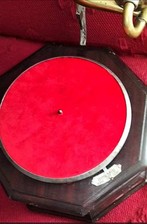 Grammofono Ottogonale Con Piatto Panno Rosso