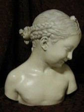 Sculpture,buste fillette" la