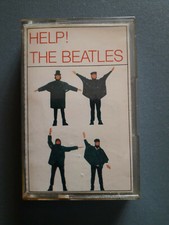 Cassette"  THE BEATLES - HELP!" 64 1042574 EMI APPLE  MADE IN ITALY  EX 