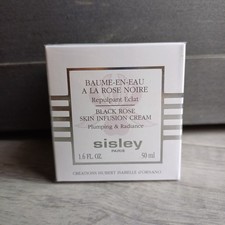 BAUME-EN-EAU À LA ROSE NOIRE