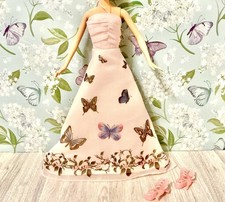 Barbie bambola vestito rosa