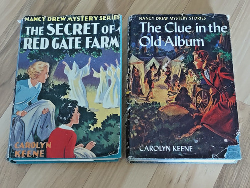 Nancy drew book - lot, old