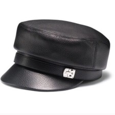 Gucci ICONIC leather newsboy cap with metal buckle  Pre-Fall 2014