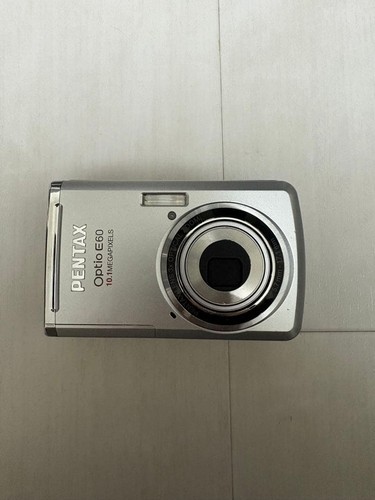 Fotocamera digitale compatta