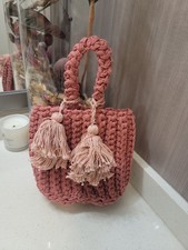 Borsa Binge Knitting Cape