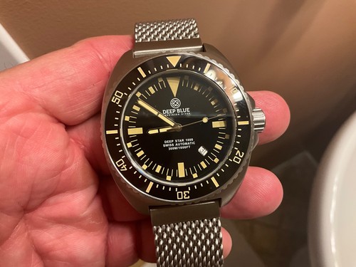 Deep blue swiss - deep, diver