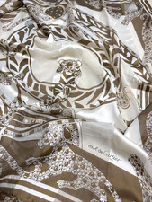Sciarpa di seta Cartier 32