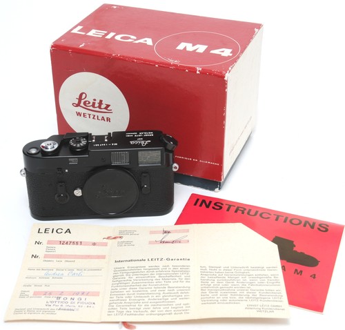 Leica vernice nera in - nera,