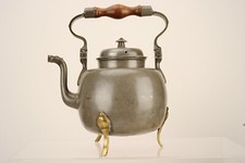 Brocca di Peltro, Teiera, Pot