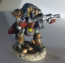 MINIATURA WARHAMMER DIPINTA A MANO - piombo - 3,5cm