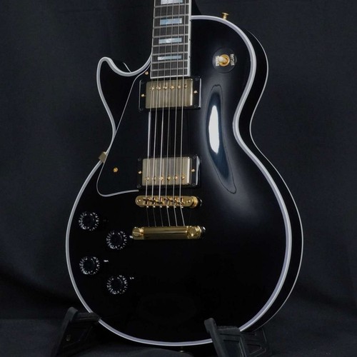 Gibson custom shop - shop, modern