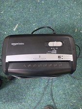 Amazon Basics Tritacarte e