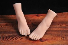 1 Paio Piedi Femminili