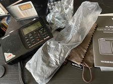 TECSUN PL-606 PLL FM/Stereo MW