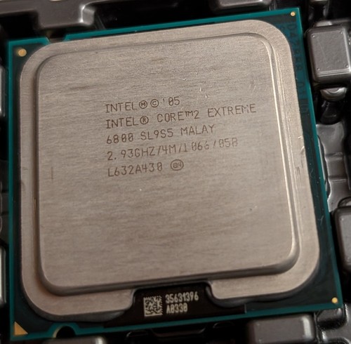 Intel core extreme 6800 - core,