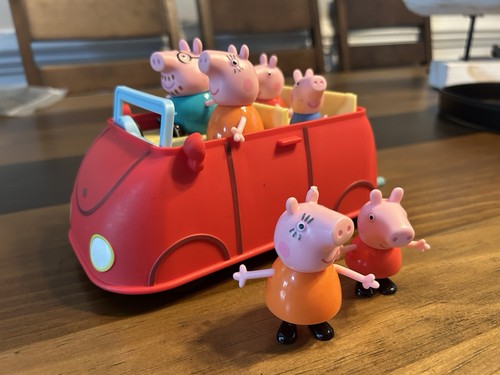 Peppa family talking red - family,