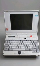 Computer portatile vintage Siemens Nixdorf PCD-4ND 486DX2/50 20MB 800MB HDD