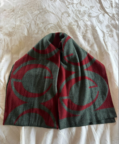 Sciarpa 100 autentica - sciarpa, gucci