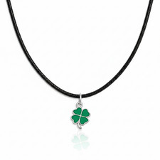 Collana nera con QUADRIFOGLIO