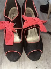 Your Feet Look splendide
