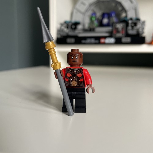Lego marvel okoye minifigure - lego,