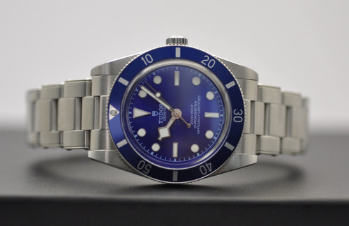 Tudor black bay - black,