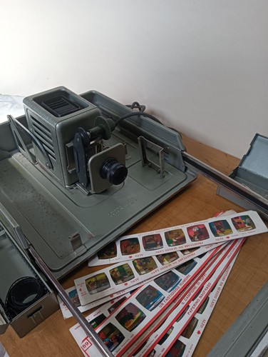 Proiettore diapositive film - e,