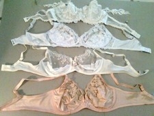 LOTTO dei 4 Reggiseni nuovi diversi marche . Taglia VB Italia, 100 France
