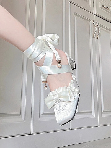 Scarpe stringate stile