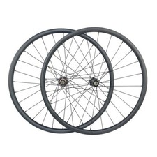 Set ruote carbonio tubeless