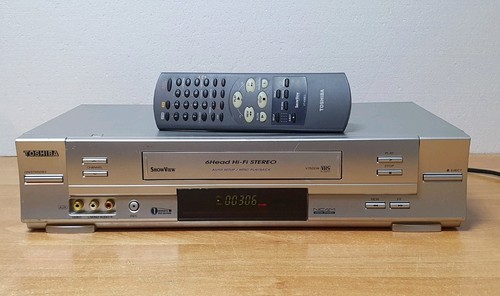 Toshiba v753ew - toshiba,