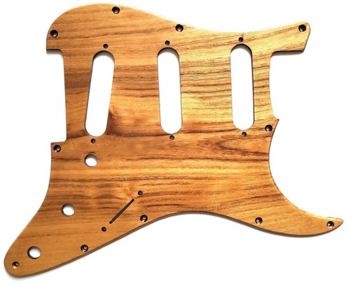 Nuovo pickguard stratocaster - pickguard,