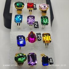 Creazioni artistiche in resina fatte a mano. Opere di bigiotteria (non stampate)