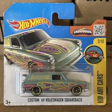 HOT WHEELS Custom '69 Volkswagen Squareback - Mainline