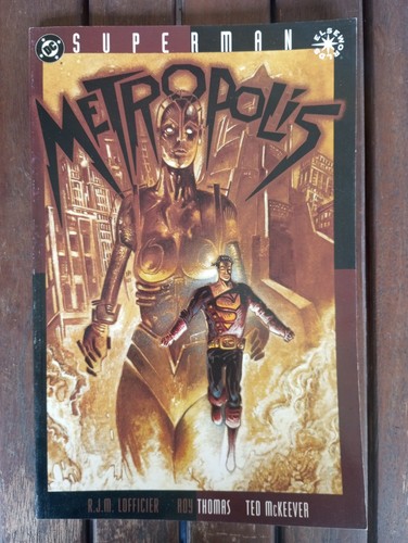 Superman metropolis volume - metropolis,,