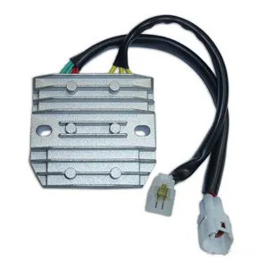 Regolatore raddrizzatore per - raddrizzatore,