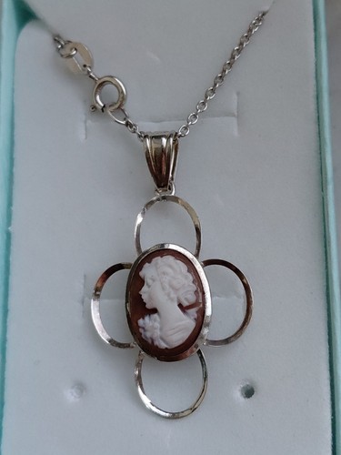 Collana ciondolo cammeo - ,